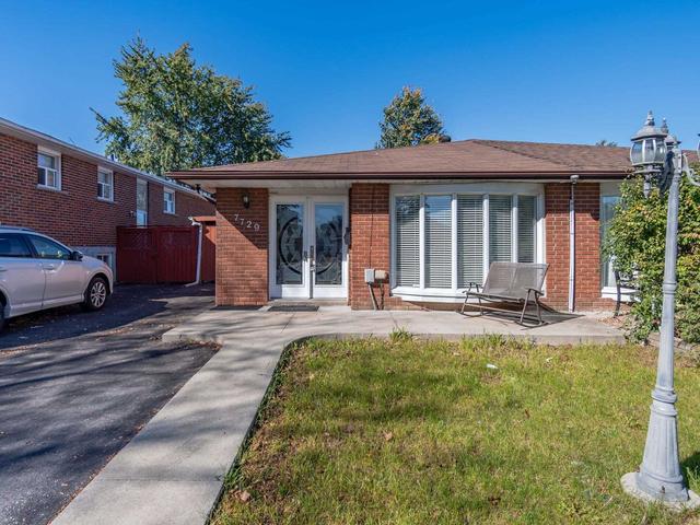 7729 Kittridge Dr, House semidetached with 3 bedrooms, 2 bathrooms and 5 parking in Mississauga ON | Image 1