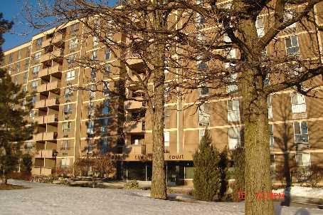 106 - 2835 Islington Ave, Condo with 3 bedrooms, 2 bathrooms and 1 parking in Toronto ON | Image 1