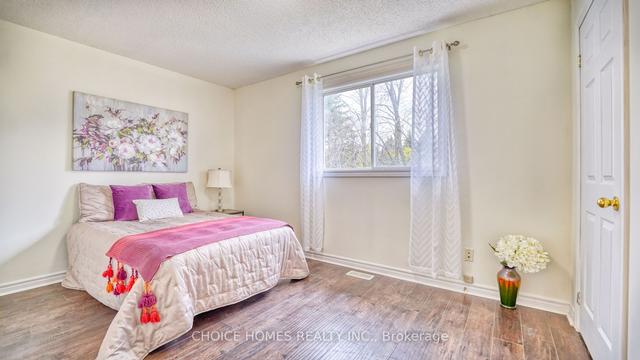 522 Britannia Ave E, House detached with 4 bedrooms, 3 bathrooms and 4 parking in Oshawa ON | Image 24