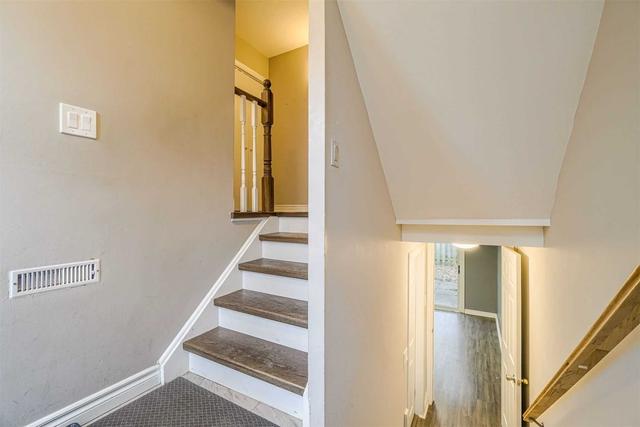 101 - 65 Rameau Dr, Townhouse with 3 bedrooms, 3 bathrooms and 3 parking in Toronto ON | Image 33