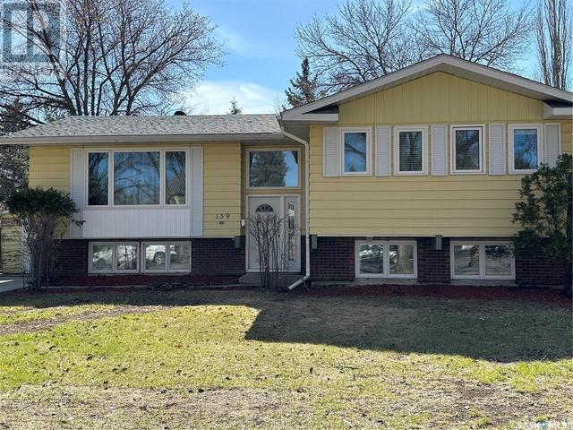 159 Michener Drive, House detached with 5 bedrooms, 3 bathrooms and null parking in Regina SK | Image 2