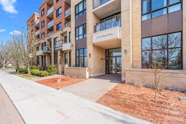 407 - 316 Bruyere Street, Condo with 2 bedrooms, 2 bathrooms and 1 parking in Ottawa ON | Image 2