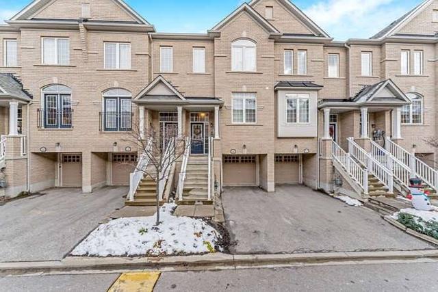 16 Promenade Tr, House attached with 3 bedrooms, 3 bathrooms and 2 parking in Halton Hills ON | Image 1