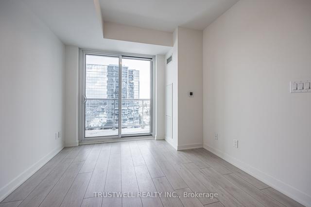 1120 - 2031 Kennedy Rd, Condo with 1 bedrooms, 1 bathrooms and 1 parking in Toronto ON | Image 4