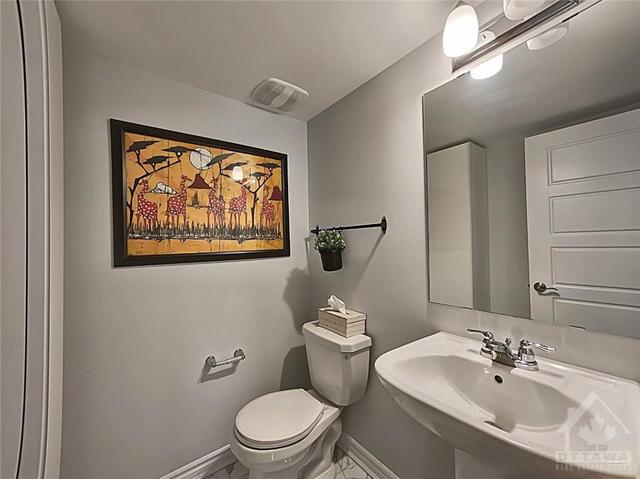 631 Makwa Private, Townhouse with 2 bedrooms, 2 bathrooms and 1 parking in Ottawa ON | Image 7