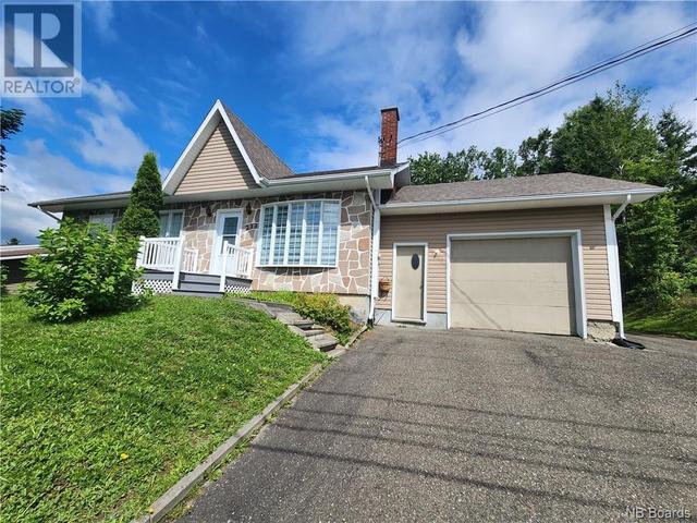 233 Bellevue Street, House detached with 3 bedrooms, 2 bathrooms and null parking in Edmundston NB | Image 49