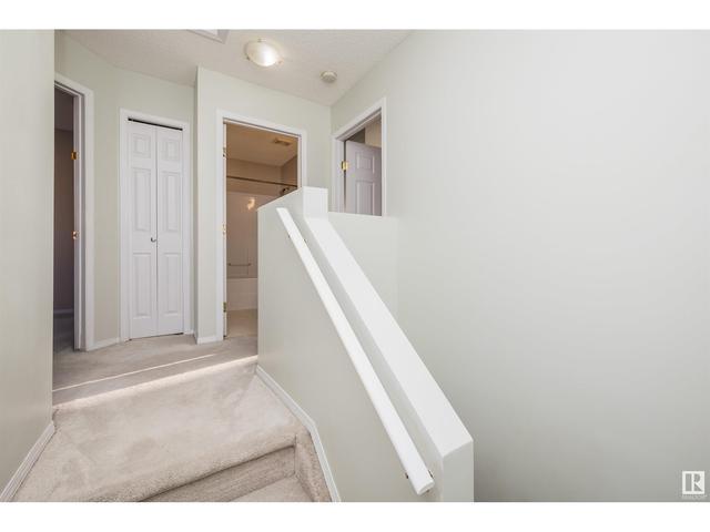 135 - 10909 106 St Nw Nw, House attached with 3 bedrooms, 1 bathrooms and 2 parking in Edmonton AB | Image 10