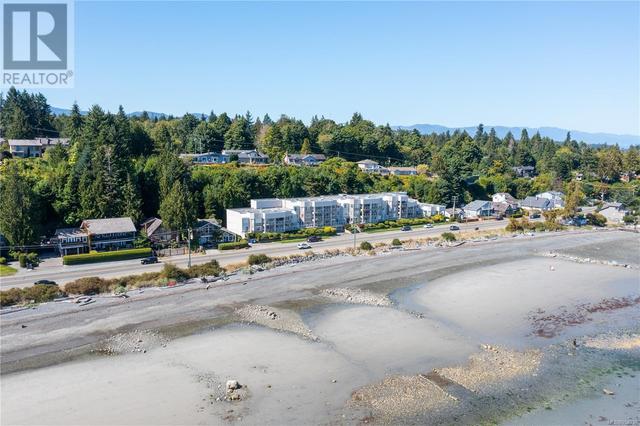 107 - 3156 Island Hwy W, Condo with 2 bedrooms, 2 bathrooms and 1 parking in Qualicum Beach BC | Image 4