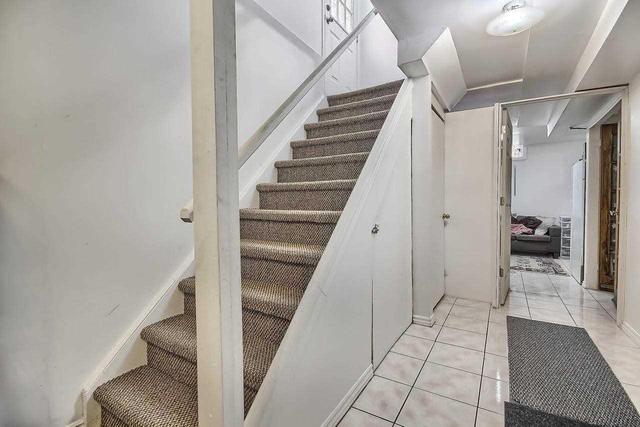 56 Woodhaven Dr, House detached with 3 bedrooms, 3 bathrooms and 4 parking in Brampton ON | Image 14