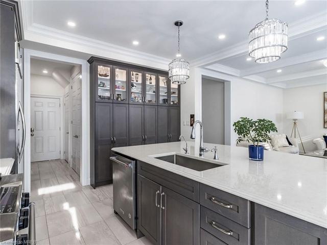 3148 Ernest Applebe Boulevard, House detached with 4 bedrooms, 3 bathrooms and 4 parking in Oakville ON | Image 28