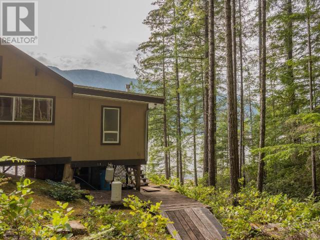 9302 Powell Lake, House detached with 3 bedrooms, 1 bathrooms and null parking in Powell River B BC | Image 33