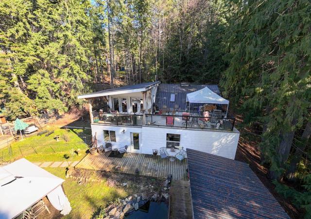 1766 Riondel Road N, House detached with 3 bedrooms, 2 bathrooms and null parking in Central Kootenay A BC | Image 83