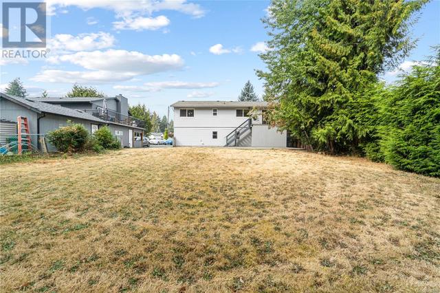 2166 Lancashire Ave, House detached with 3 bedrooms, 2 bathrooms and 1 parking in Nanaimo BC | Image 36