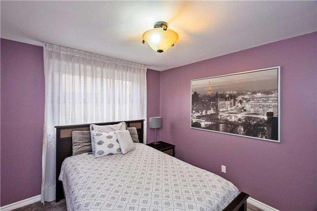 101 Aloma Cres, House semidetached with 3 bedrooms, 2 bathrooms and 5 parking in Brampton ON | Image 13