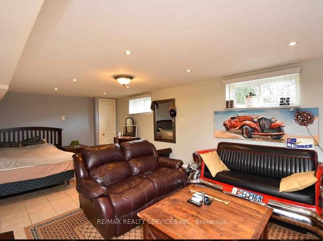 26 Gregory St, House detached with 3 bedrooms, 3 bathrooms and 6 parking in Brampton ON | Image 27