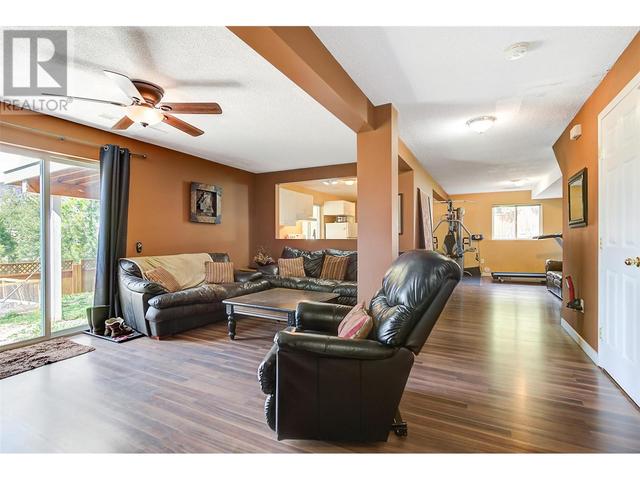 2116 Sunview Drive, House detached with 5 bedrooms, 3 bathrooms and 4 parking in West Kelowna BC | Image 28