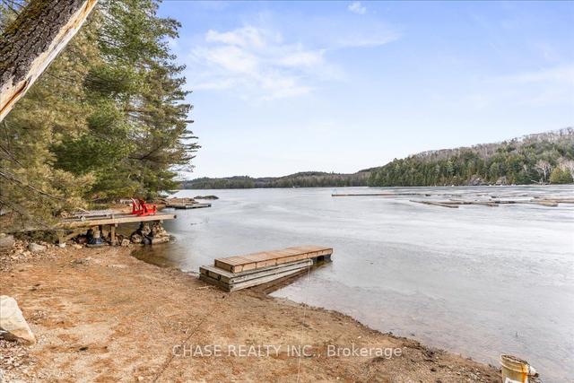 2076 Little Hawk Lake Rd, House detached with 2 bedrooms, 1 bathrooms and 11 parking in Algonquin Highlands ON | Image 30