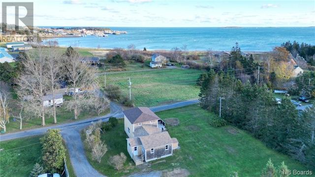 6 Whale Cove Road Extension, House detached with 3 bedrooms, 1 bathrooms and null parking in Grand Manan NB | Image 3