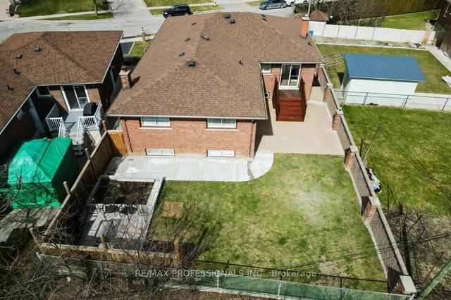 9 Dunreo Dr, House detached with 3 bedrooms, 2 bathrooms and 6 parking in Toronto ON | Image 22