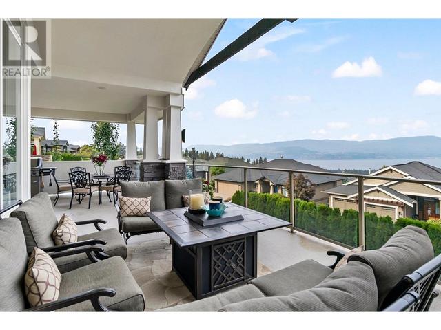 698 Devonian Avenue, House detached with 5 bedrooms, 4 bathrooms and 11 parking in Kelowna BC | Image 43
