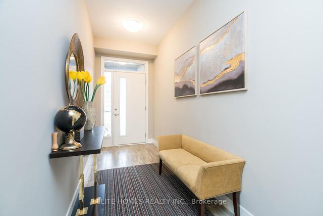 2084 Meadowgate Blvd, Townhouse with 3 bedrooms, 4 bathrooms and -2 parking in London ON | Image 12