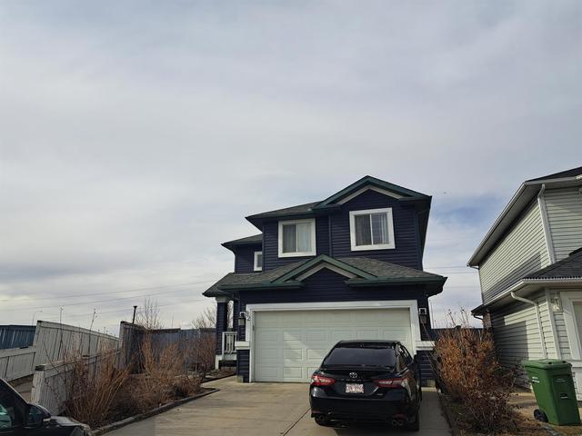 92 San Diego Green Ne, House detached with 3 bedrooms, 2 bathrooms and 4 parking in Calgary AB | Image 2