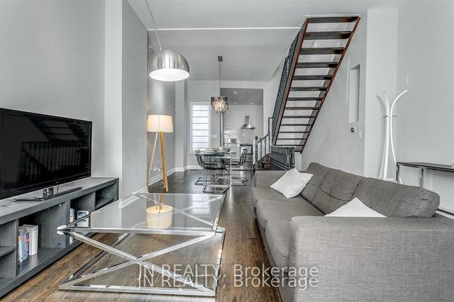 308 Harbord St, House semidetached with 3 bedrooms, 2 bathrooms and 0 parking in Toronto ON | Image 12