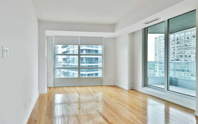 1605 - 1 Elm Dr W, Condo with 2 bedrooms, 2 bathrooms and 1 parking in Mississauga ON | Image 34