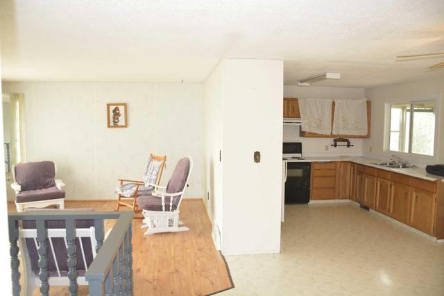 22004 Twp 821, House detached with 4 bedrooms, 2 bathrooms and 4 parking in Northern Sunrise County AB | Image 7