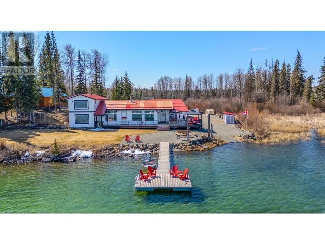 7651 Larson Road, House detached with 4 bedrooms, 2 bathrooms and null parking in Cariboo L BC | Image 3