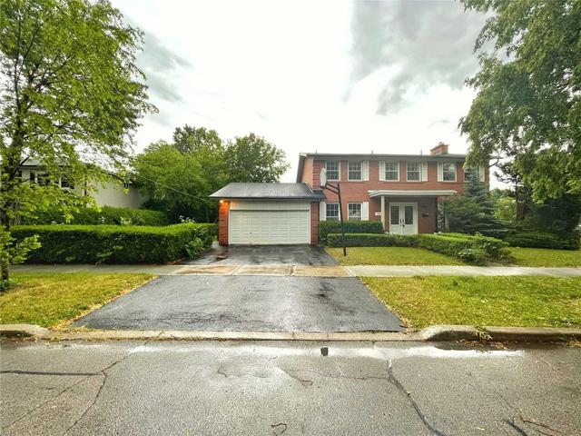 1 Regis Dr N, House detached with 4 bedrooms, 4 bathrooms and 4 parking in Toronto ON | Image 12