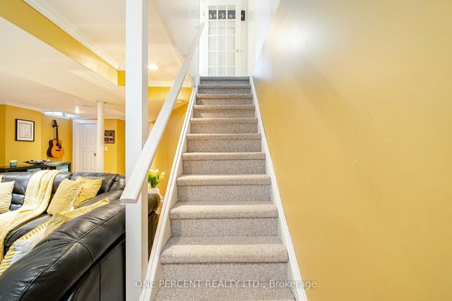 150 Sunforest Dr, House detached with 3 bedrooms, 2 bathrooms and 5 parking in Brampton ON | Image 20