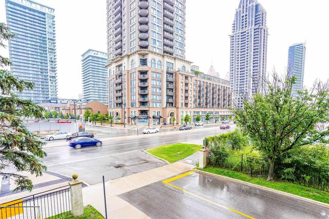 208 - 330 Rathburn Rd, Condo with 2 bedrooms, 2 bathrooms and 2 parking in Mississauga ON | Image 15