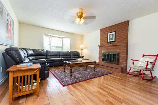 36 Colchester Ave, House detached with 3 bedrooms, 3 bathrooms and 2 parking in Brampton ON | Image 12