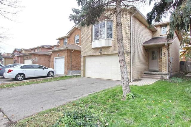 6 Dumfries Ave, House detached with 3 bedrooms, 3 bathrooms and 4 parking in Brampton ON | Image 12