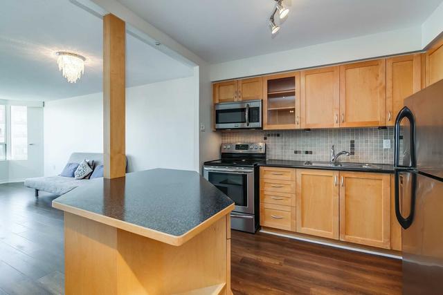 1907 - 1270 Maple Crossing Blvd, Condo with 2 bedrooms, 2 bathrooms and 1 parking in Burlington ON | Image 37