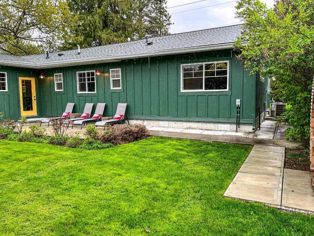3575 3rd Street, House detached with 3 bedrooms, 2 bathrooms and 1 parking in Okanagan Similkameen E BC | Image 29