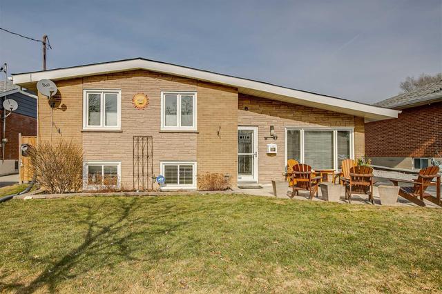 7 Alston Crt, House detached with 3 bedrooms, 2 bathrooms and 4 parking in Brampton ON | Image 1