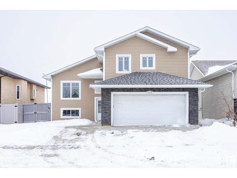 104 Houle Dr, House detached with 5 bedrooms, 3 bathrooms and null parking in Morinville AB | Card Image
