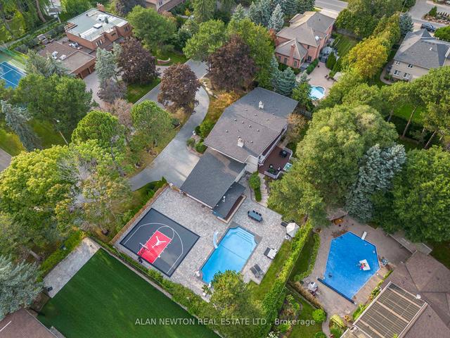 5 Poinsetta Dr, House detached with 4 bedrooms, 5 bathrooms and 15 parking in Markham ON | Image 1