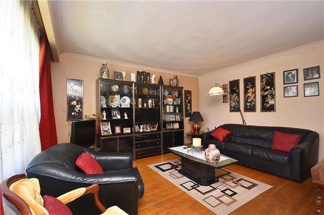 886 Ninth St, House detached with 3 bedrooms, 2 bathrooms and 6 parking in Mississauga ON | Image 4