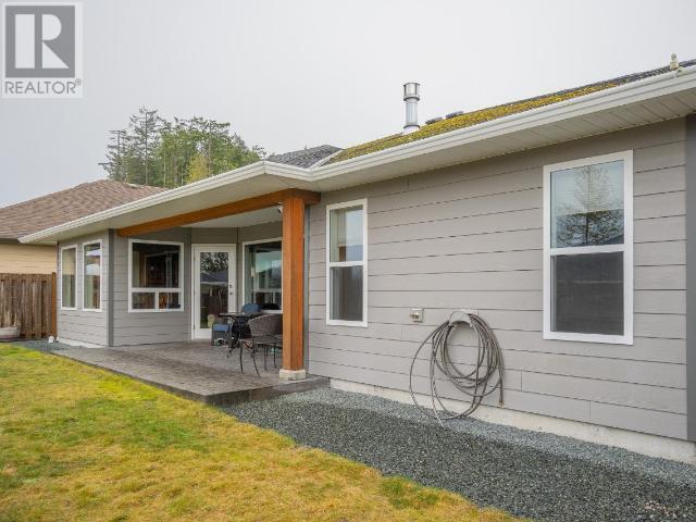 7365 Glacier Street, House detached with 3 bedrooms, 2 bathrooms and null parking in Powell River BC | Image 33