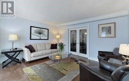 upper - 3213 Trelawny Circ, House detached with 4 bedrooms, 3 bathrooms and 3 parking in Mississauga ON | Image 4