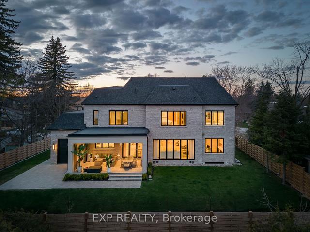 125 Clearview Hts, House detached with 5 bedrooms, 7 bathrooms and 7 parking in King ON | Image 12