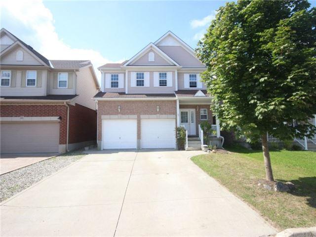 26 Highbarry Cres, House detached with 4 bedrooms, 3 bathrooms and 4 parking in Kitchener ON | Image 2