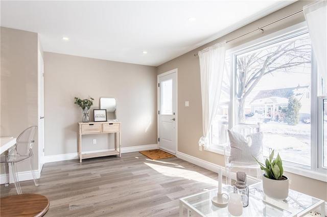 unit 1 (main) - 264 West 18th Street, House detached with 2 bedrooms, 1 bathrooms and 2 parking in Hamilton ON | Image 5
