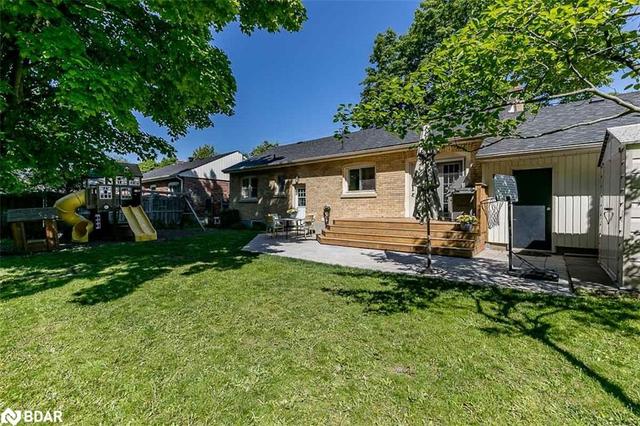 79 Eugenia Street, House detached with 3 bedrooms, 2 bathrooms and 5 parking in Barrie ON | Image 15