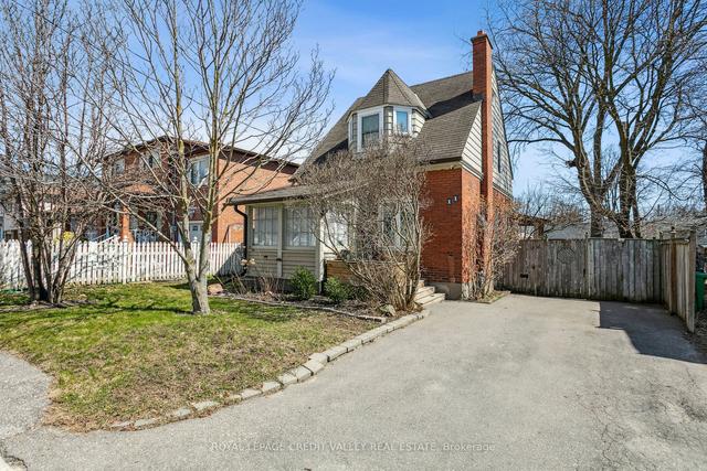 11 William St, House detached with 2 bedrooms, 2 bathrooms and 2 parking in Brampton ON | Image 34