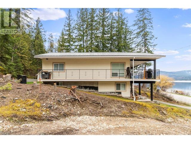 3624 Eagle Bay Road, House detached with 2 bedrooms, 1 bathrooms and 1 parking in Columbia Shuswap C BC | Image 52