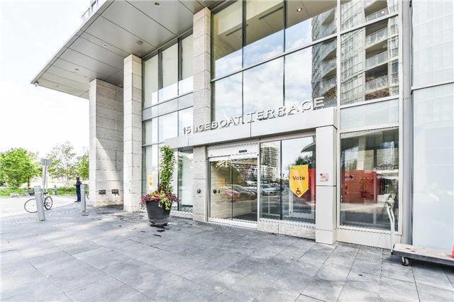 1810 - 15 Iceboat Terr, Condo with 1 bedrooms, 1 bathrooms and null parking in Toronto ON | Image 2